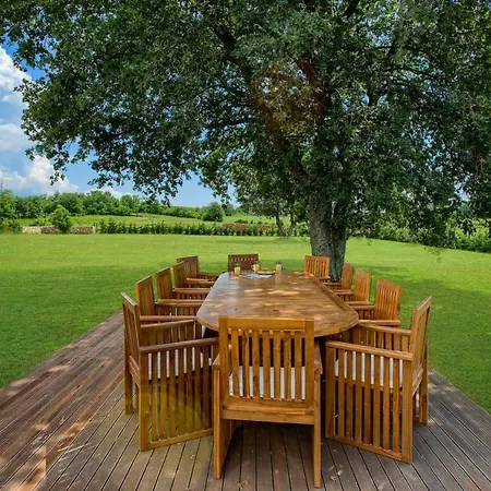 Yellow Tree Jurici Home&spa
