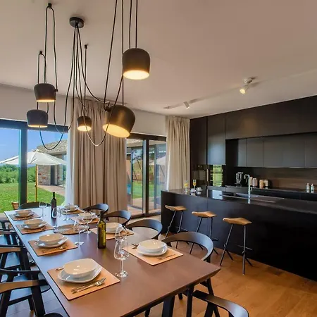 Yellow Tree Jurici Home&spa