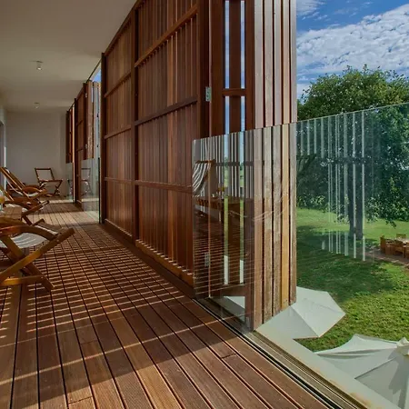 Yellow Tree Jurici Home&spa