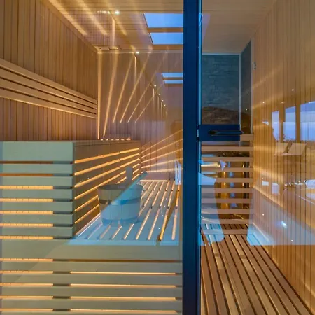 فيلة Yellow Tree Jurici & *