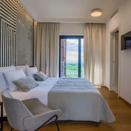 Villa Yellow Tree Jurici &